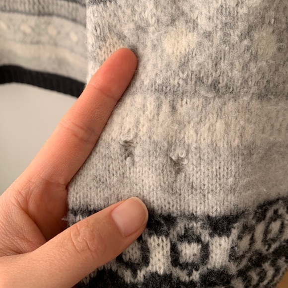 Burberry sweater - Picture 5 of 8